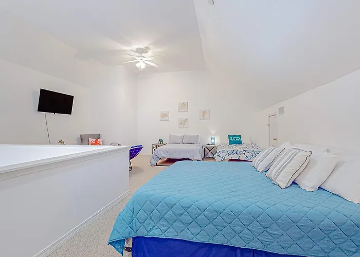 Sunlit Two-story With Pool Walk One Block To The *